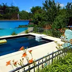 Apartment Appt Independant 4 5 Ou 6 Personnes Piscine Direct Gare Ou Aeroport Jardin Piscine Toulouse