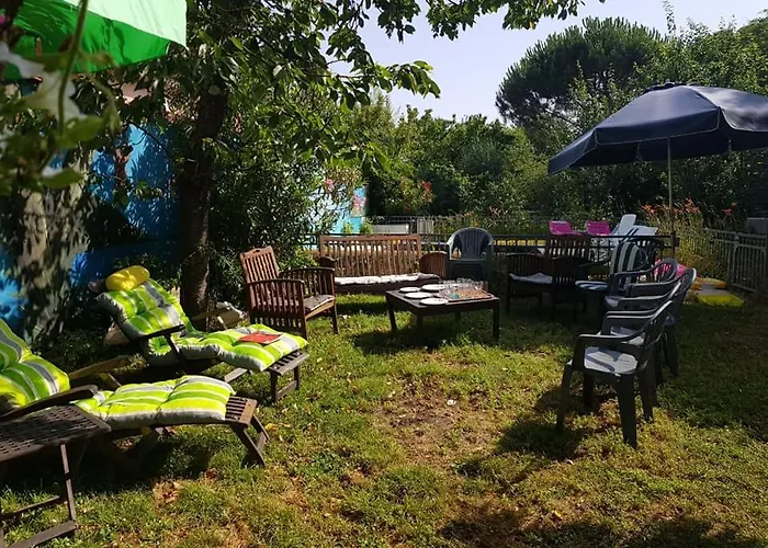 Appartement Appt Independant 4 5 Ou 6 Personnes Piscine Direct Gare Ou Aeroport Jardin Piscine *